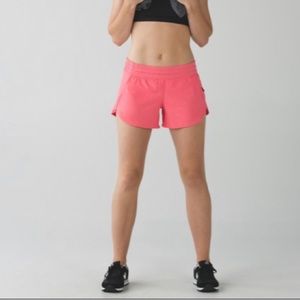 Lululemon Tracker Short III - pink